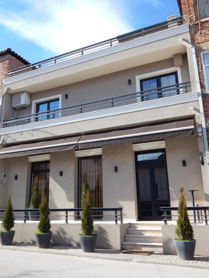 Small Hotel Ora 포그라데츠 외부 사진