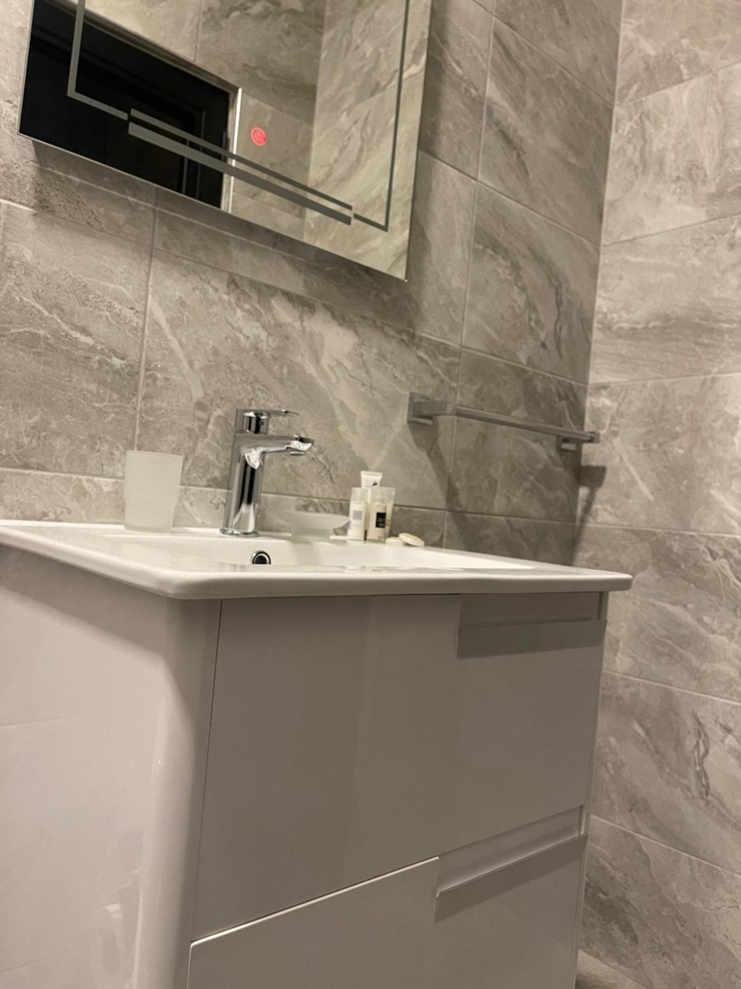 Small Hotel Ora 포그라데츠 외부 사진