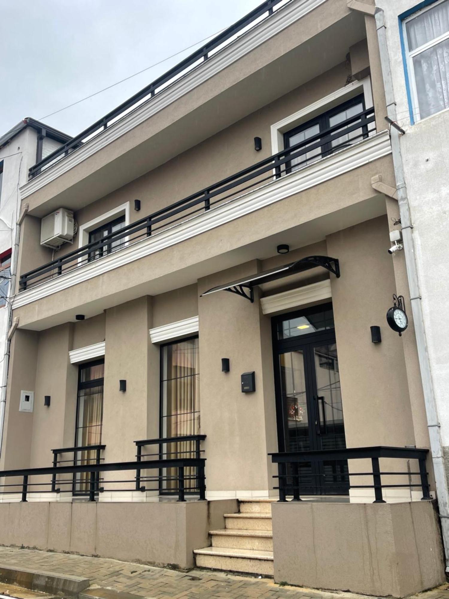 Small Hotel Ora 포그라데츠 외부 사진