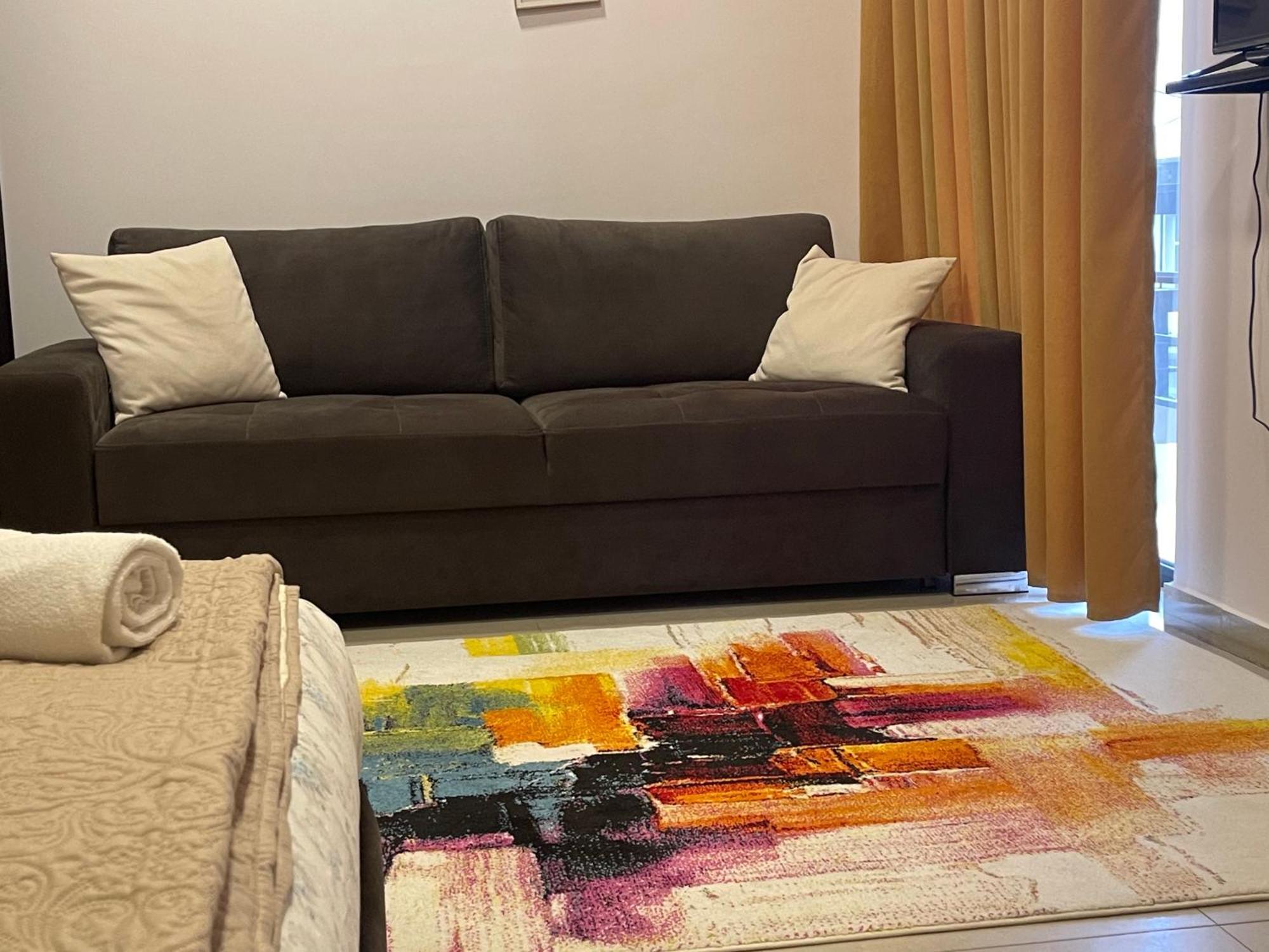 Small Hotel Ora 포그라데츠 외부 사진