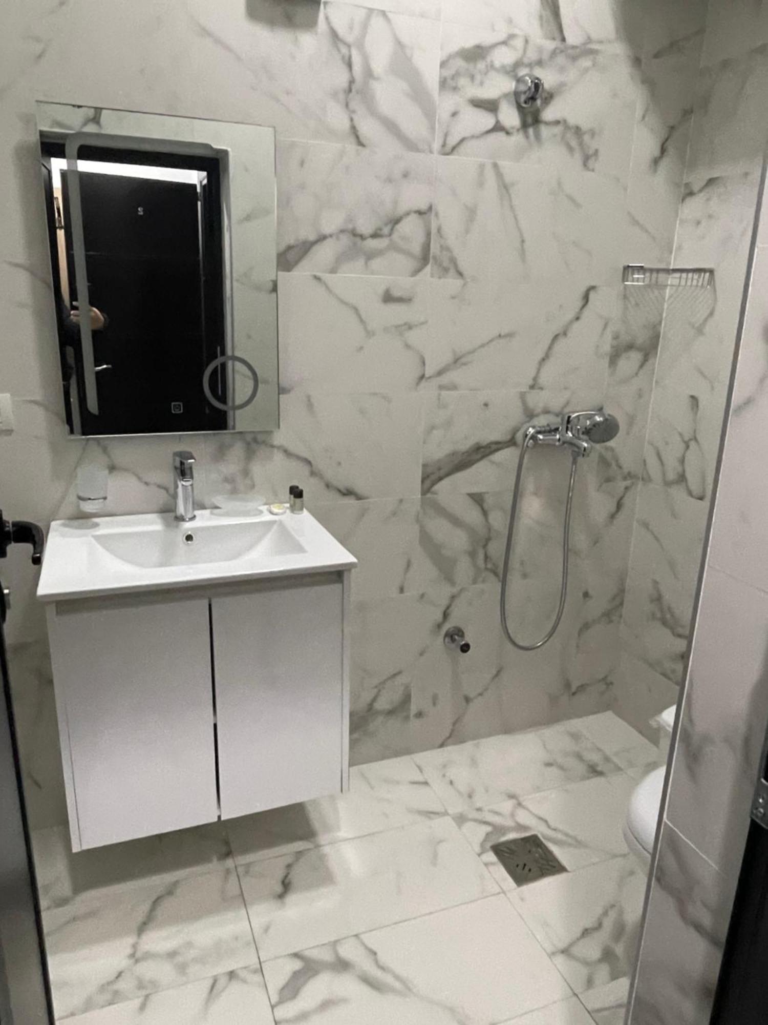 Small Hotel Ora 포그라데츠 외부 사진
