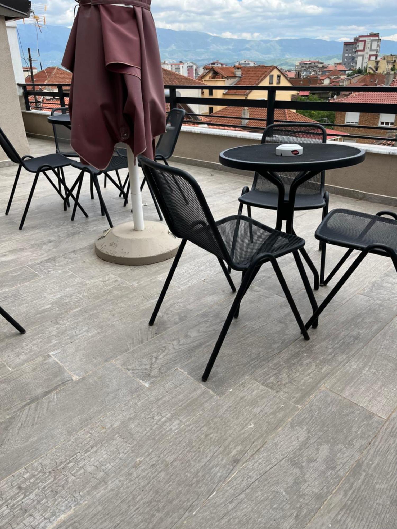 Small Hotel Ora 포그라데츠 외부 사진